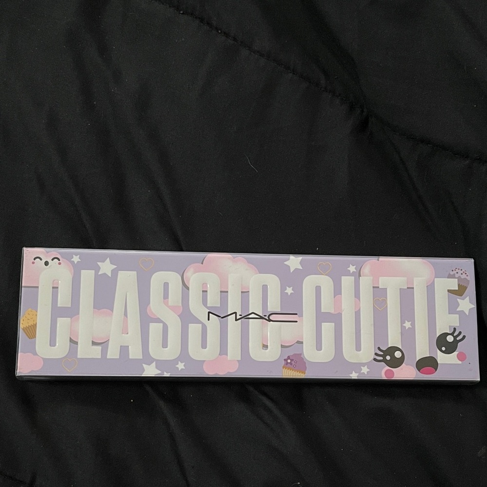 MAC Cosmetics Classic Cutie Eyeshadow Palette